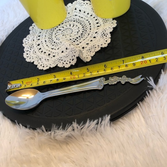 Set of 2 Nesquick Cups and Mixing Spoons - Picture 8 of 9